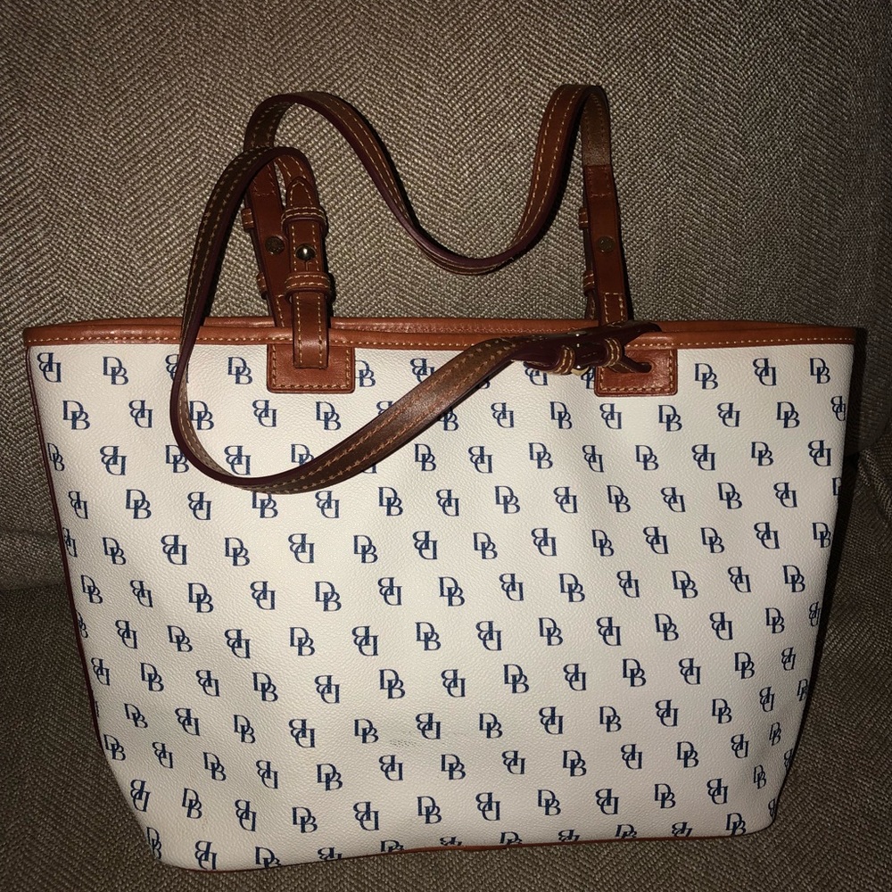 Dooney & Bourke handbag